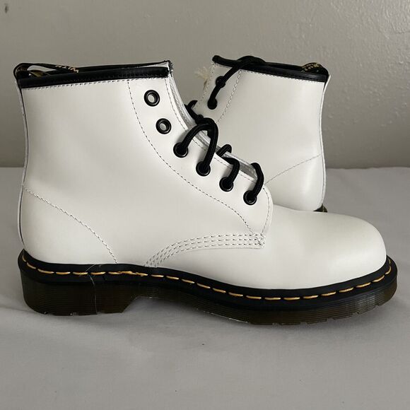Dr. Martens 101 Yellow Stitch White Smooth Leather Ankle Boots Women’s 8 Men’s 7 - Picture 2 of 12